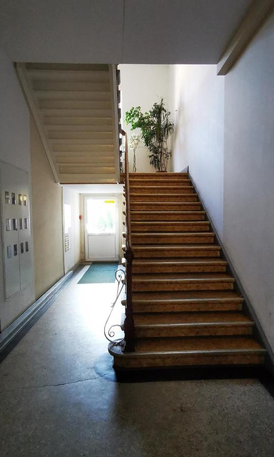 Klimatyczny Apartament Nr 8 Z Widokiem Na Gory Sowie Bielawa  Eksteriør billede
