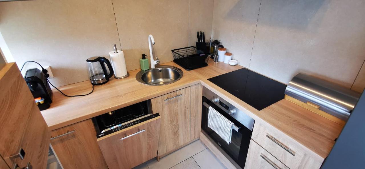 Klimatyczny Apartament Nr 8 Z Widokiem Na Gory Sowie Bielawa  Eksteriør billede